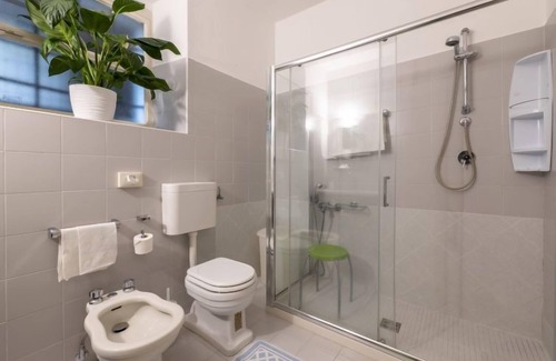 Vito d'Asio Apartment | Oceanfront Villa Margherita: Guest Rated 10/10 Stay