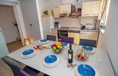 Medulin House | Villa Mari: Exceptional Stay in Medulin with Spa & Breakfast