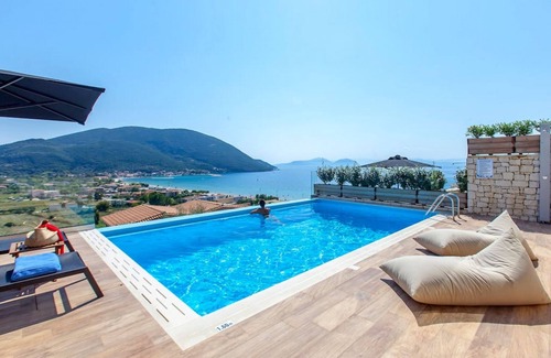 Pondi Villa | Discover Villa Maria 2 Drakatos with Pool & Breakfast
