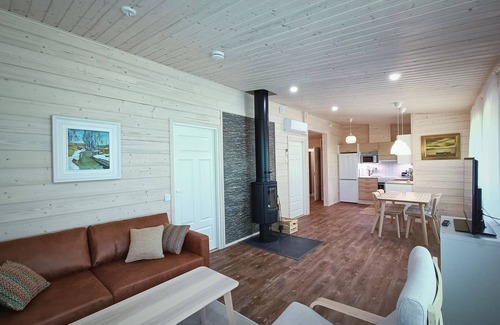 Jaala Cottage | Villa Maria: Cozy 2BR Cottage with Sauna & BBQ Hut