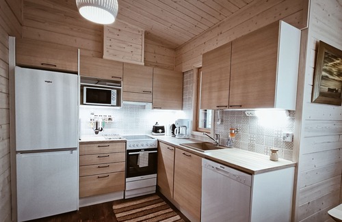 Jaala Cottage | Villa Maria: Cozy 2BR Cottage with Sauna & BBQ Hut