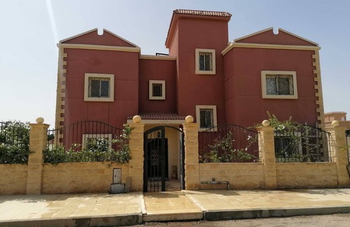 6th of October City Villa | Villa Maria Paradise: Family-Friendly Retreat with Pool