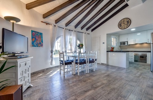 La Canuta Villa | Villa Maria: Serene Getaway with Sea Views & Private Pool