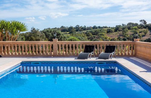 Manacor Villa | Villa 'Maria': Mountain View Retreat with Pool & Spa
