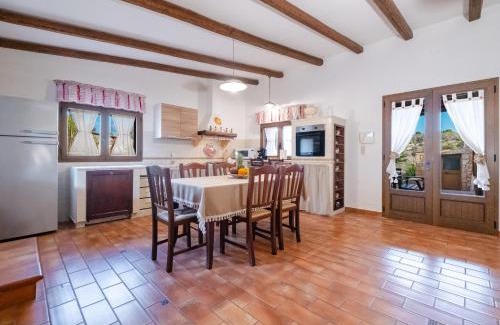 Taurisano Villa | Villa Mariant: Private Pool Oasis for Families & Pets
