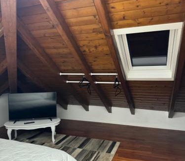 Gravellona Toce House | Villa Mariel Lago Maggiore: Oceanfront Suite & Spa Retreat