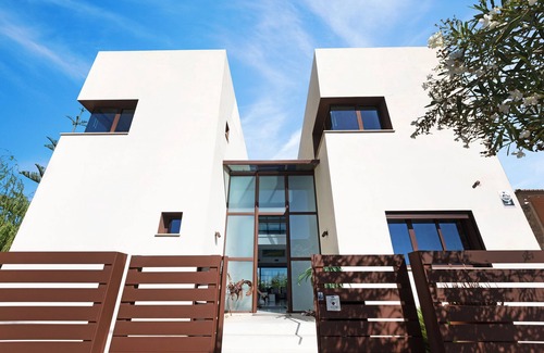 Palma de Mallorca Villa | Experience Villa Marina Cristal: Beachfront Bliss Awaits