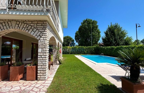 Lugana Villa | Villa Marina - Risveglio Vista Lago con Piscina