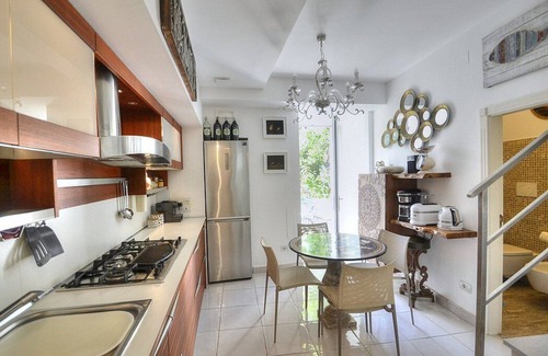 Capri Villa | Villa Marinella: Romantic Villa Near Capri with Free Wi-Fi