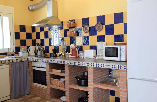 Arenas House | Unwind at Belvilla by OYO Villa Mariposa with Ocean Views