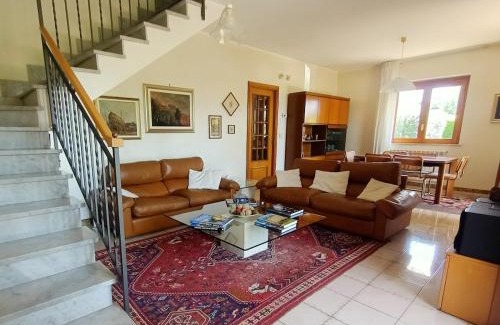 Aci Sant'Antonio House | Villa Mariposa