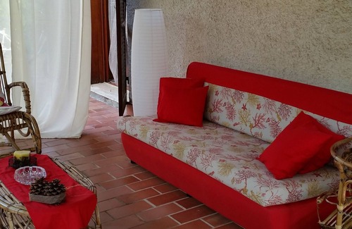 Sangineto Villa | Villa Marirobi: Oceanfront Getaway with Breakfast Included