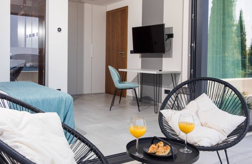Orasac Villa | Villa Maris contemporary villa with a private pool, and stunning views