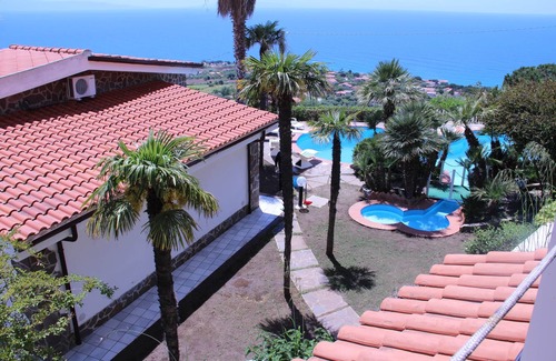 Santa Maria Villa | Villa Marisa: Oceanfront Retreat with Private Pool