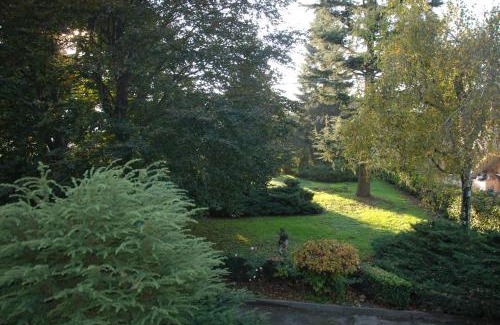 Villa d'Adda Villa | Villa Mariuccia: Pet-Friendly Getaway with High Guest Ratings