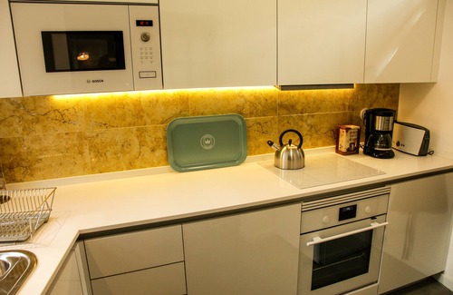Cruz Quebrada Cottage | Discover Villa Marquês: Ocean View Near Lisbon, 9.8 Rated