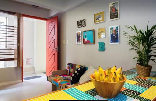 Barra Apartment | Cozy Villa Marquês: Family-Friendly with Complimentary Breakfast