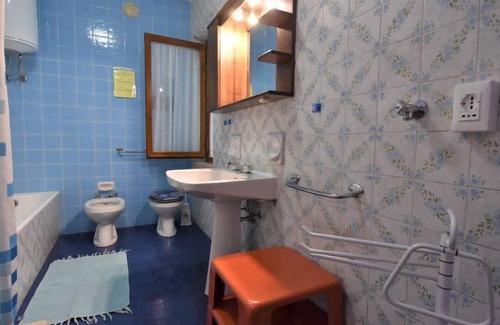 Vesta Apartment | Villa Martinelli: Oceanfront Bliss with Spa & Breakfast