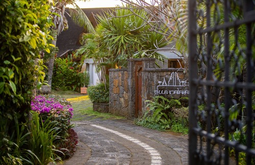 La Preneuse Villa | Experience Villa Matahari: Poolside Bliss & Ocean Views