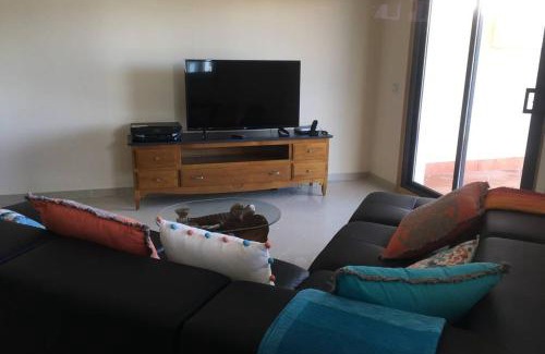 San Luis de Sabinillas Apartment | Villa Matilde: Modern 2 Bedroom Apartment Near the Beach