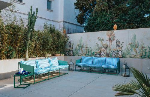 Capri Villa | Discover Villa Matilde: Oceanfront Getaway with Pet-Friendly Perks