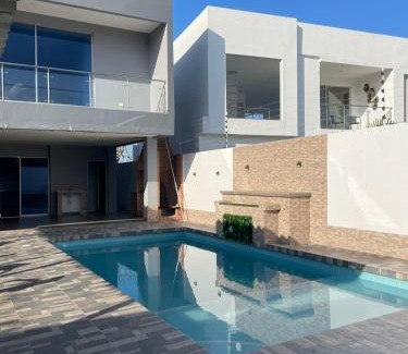 Juan de Acosta Villa | Villa Matthew - Villa de Lujo con Piscina Privada y BBQ, Cerca al Mar