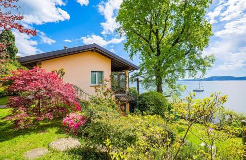 Sasso Moro House | Charming Villa Mavica: Oceanfront, Pet-Friendly Retreat