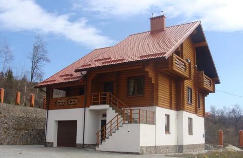 Skhidnytsya House | Villa Maxim