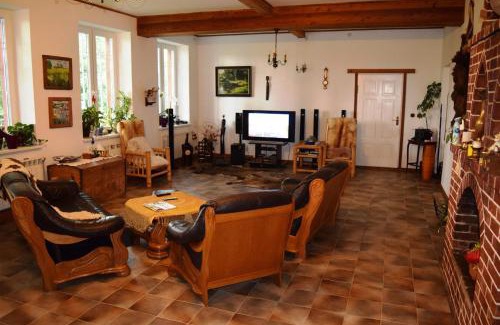 gmina Srokowo House | Villa Maximilian: Pet-Friendly Escape with Oceanfront Views