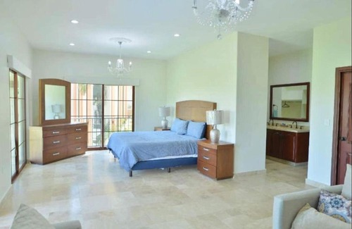 Mazatlan Apartment | Relax at Villa Mazatlán: Family-Friendly with Pool & Hot Tub