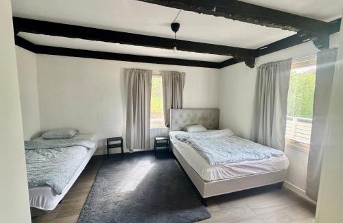 Hisings Backa Villa | Family-Friendly Villa with 5 Bedrooms for Memorable Stays