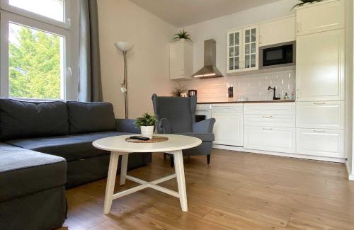 Sellin Apartment | Pet-Friendly Villa Meeresgruss FeWo 9 for Family Getaways