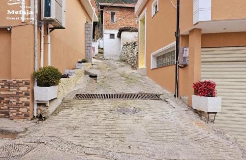 Kruje House | Villa Mefaja: Guest Rated 10/10 with Hot Tub & Breakfast