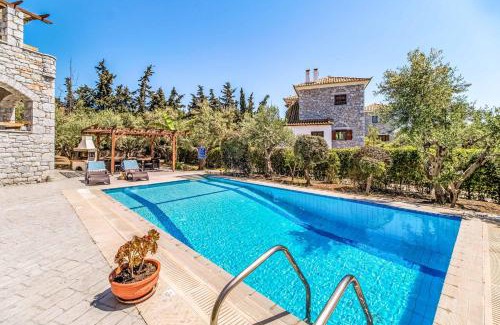 Pylos-Nestoras Villa | Villa Meli: Family-Friendly Getaway with Pool Access