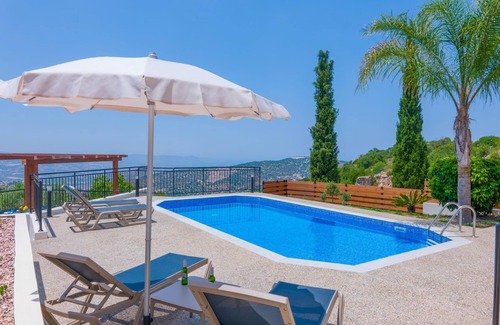 Meladeia Villa | Discover Villa Melisos: Family-Friendly Retreat in Malatya
