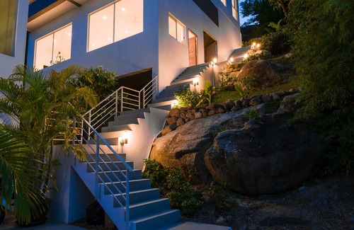 Lamai Villa | Oceanfront Villa Melo: 4-Star Stay with Pool & Ocean Views