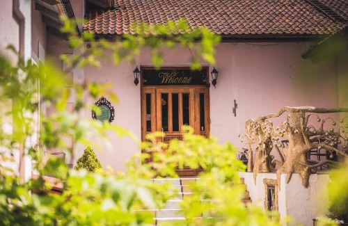 Toila Hotel | Villa Meretare: Family-Friendly Stay with Hot Tub & Breakfast