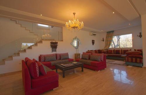 Ouled Tayeb Villa | Relax at Villa Meriem, Fès with Pool and Ocean Views