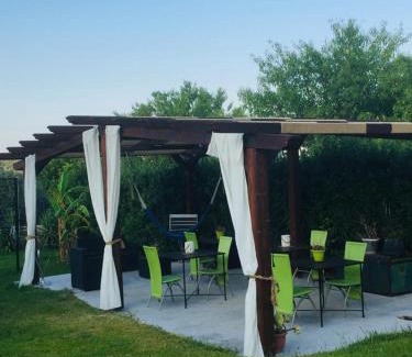 Noto Apartment | Villa Meriem: Oceanfront Escape with Pool and Top Ratings