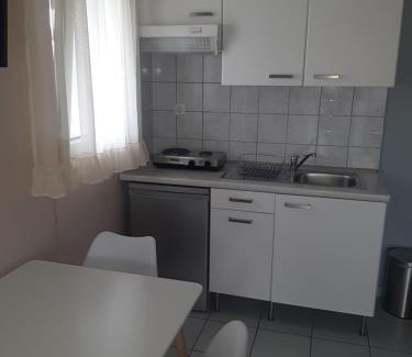 Katerini Apartment | Family-Friendly Getaway at Villa Metaxa - Rated 9.3/10