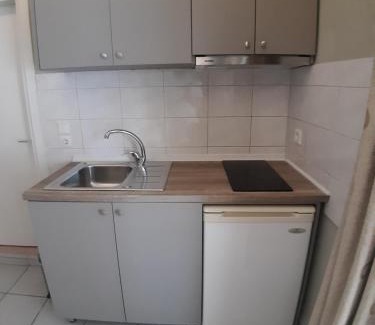 Katerini Apartment | Family-Friendly Getaway at Villa Metaxa - Rated 9.3/10