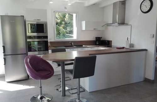 Groix House | Villa Métisse: Guest Rated 10/10 with Pool & Pet-Friendly