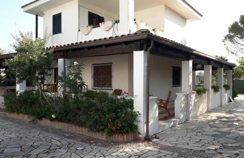 Torre San Giovanni House | Villa Mirabelle: Family and Pet-Friendly Retreat in Ugento