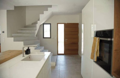 Fuveau Villa | Idyllic Forest Villa with Pool & Spa, Rated 10/10 by Guests