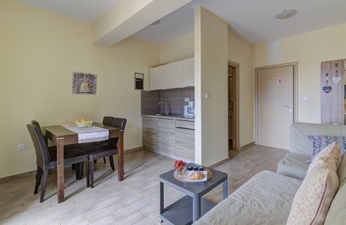 Sveti Juraj Apartment | Villa Mia: Poolside One Bedroom Apartment in Sveti Juraj