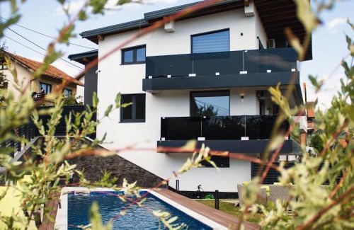 Sarajevo Villa | Villa Mia Sarajevo: Family-Friendly Retreat with Ocean Views