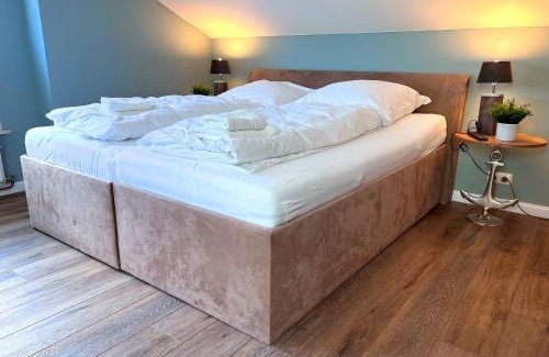 Busum Apartment | Villa Mila OG: Family-Friendly Retreat with Sauna & Parking