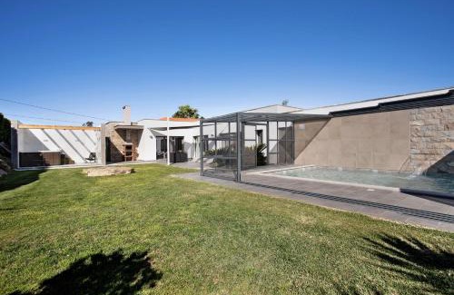 Caldas da Rainha Villa | Villa Mila: Exceptional Stays with Pool & Family-Friendly Space
