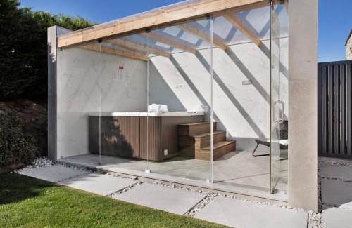 Caldas da Rainha Villa | Villa Mila: Exceptional Stays with Pool & Family-Friendly Space