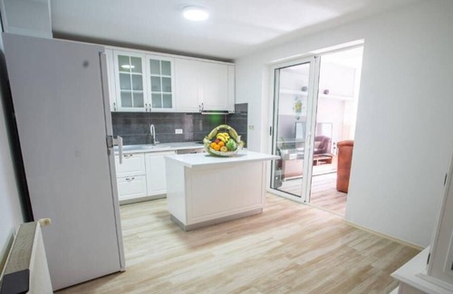 Trn Villa | Relaxing Villa Milla: Private Pool & Breakfast Included